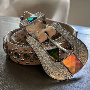 NWOT Angel Ranch Cow Hide Bling Belt